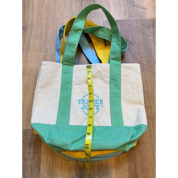 Trader Joes Canvas Tote Bags Lot 4 - Picture 5 of 9
